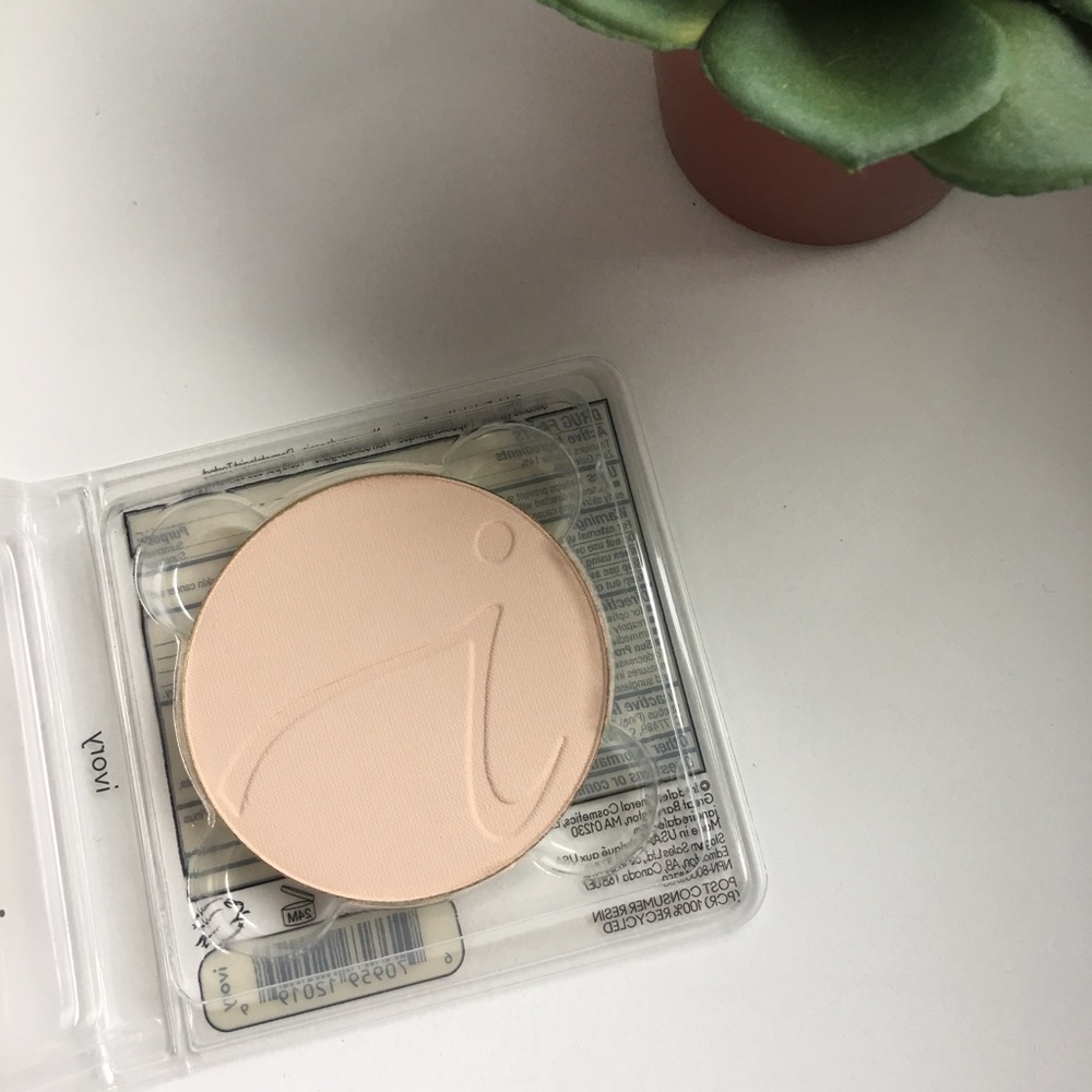 Ivory • Pure Pressed Mineral Foundation REFILL